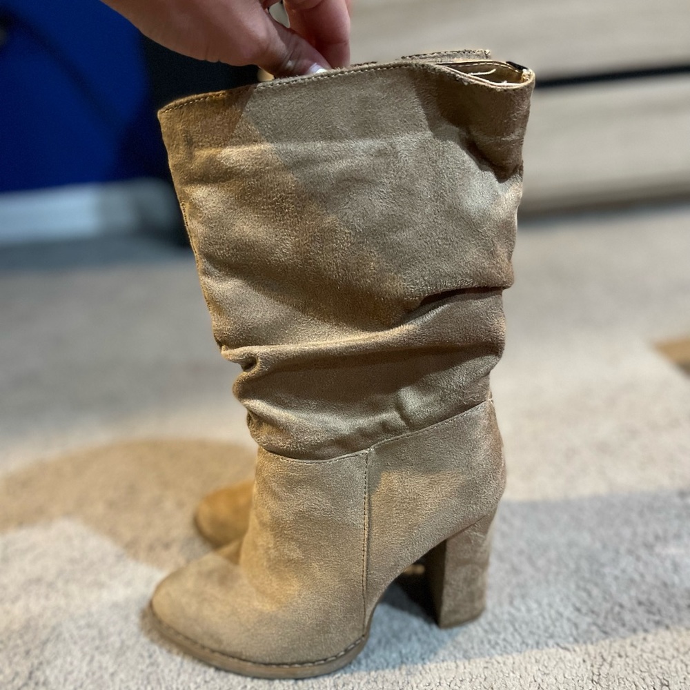 CHARLOTTE RUSSE booties